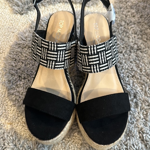 Top Moda wedges size 6 1/2 NWT NIB - Picture 2 of 11